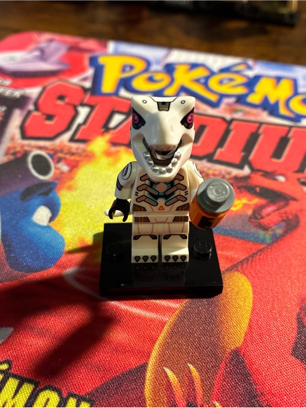 LEGO White Masked Minifigure with Accessory open box